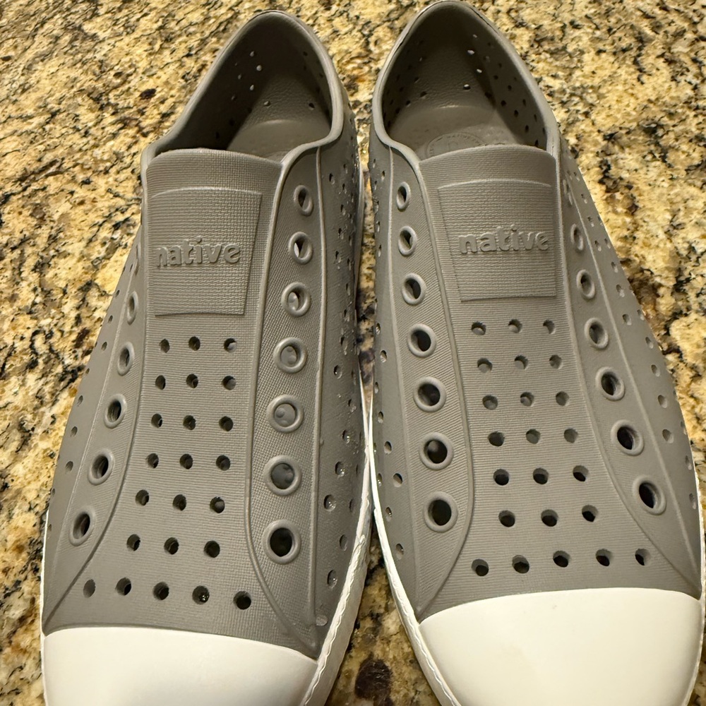 Native Men's Jefferson Slip ons